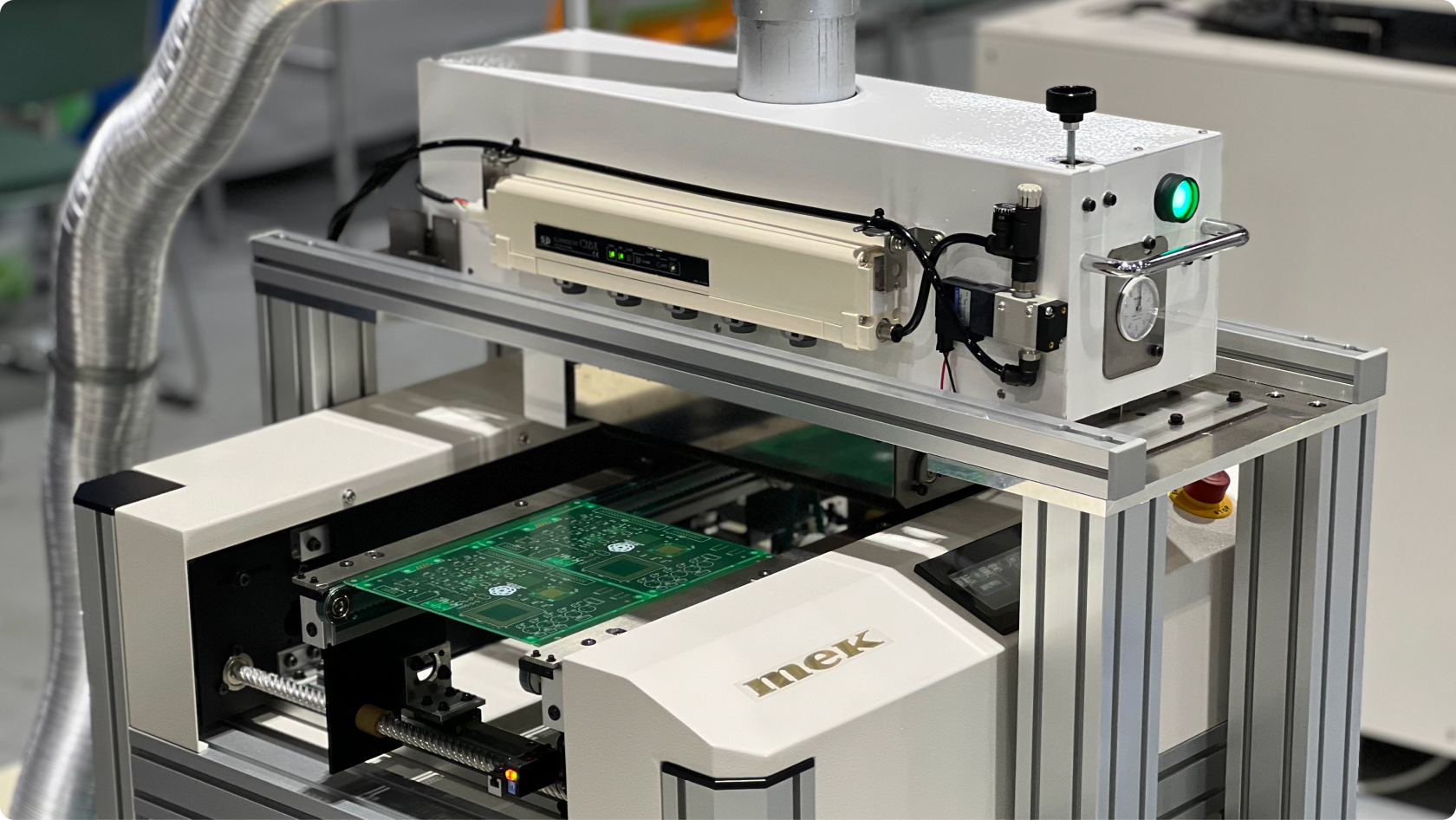 基板クリーナー　使用風景